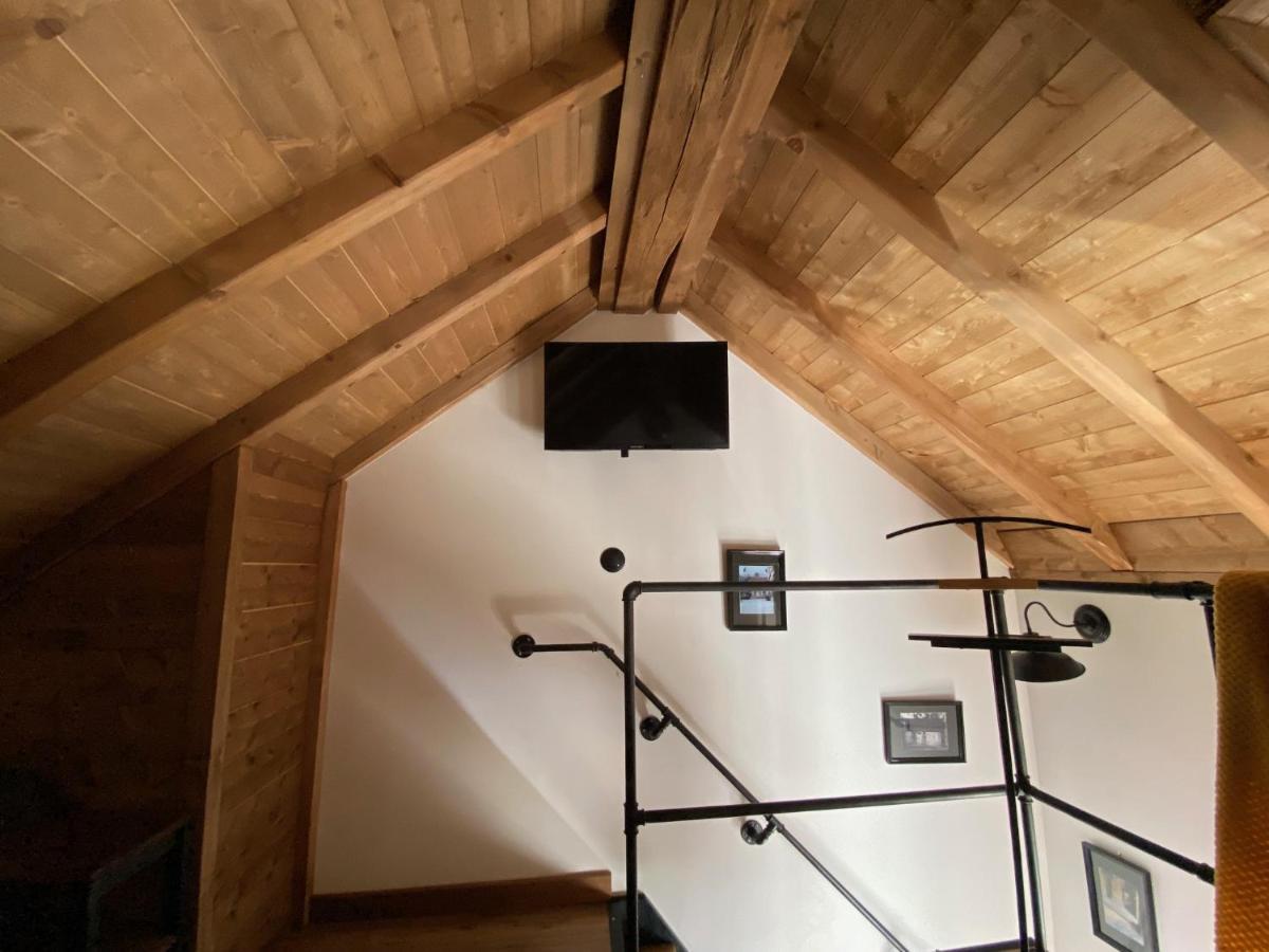 La Maison Du Pere Pilon Avec Petit Dejeuner 瓦兹河畔欧韦 外观 照片